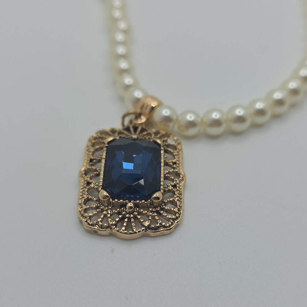 Alto Gold Tone Beaded Necklace Blue Glass Emerald Pendant Bezel Setting Pearl